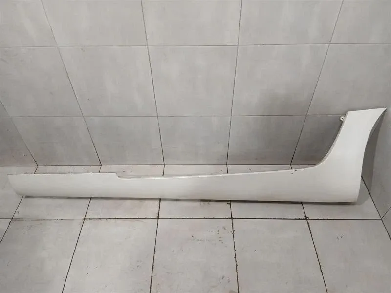 Mercedes GT R190 Roadster Left Side Skirt A1906980354 Left Side Skirts