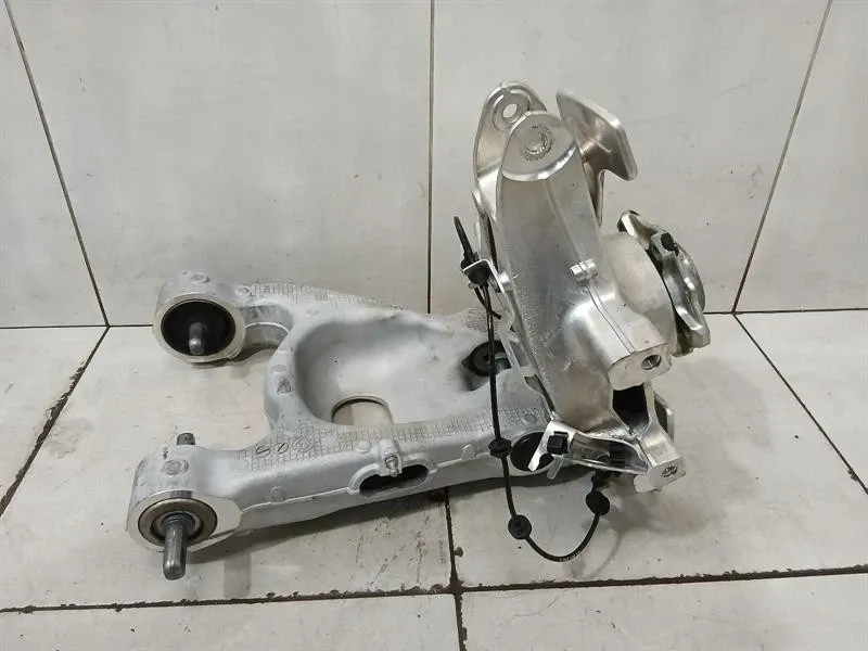 Ferrari Purosangue F175 Left Rear Hub 800828 Wheel Bearing Housing Rear Left