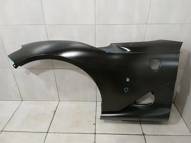 Ferrari 812 Competizione F152M Left Wing 985961187 APERTA Fender Left Fender