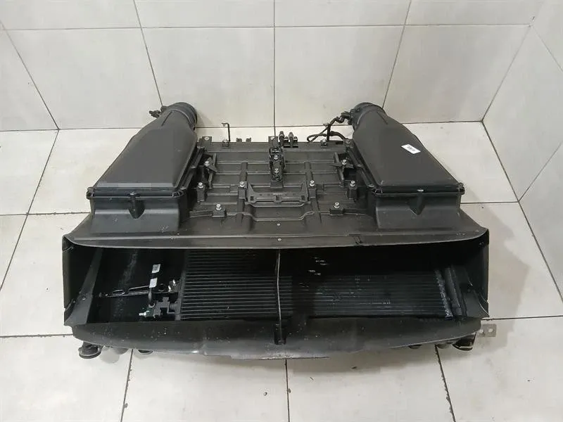 Ferrari 812 Superfast F152M Radiator Pack 319867 Radiator Pack V12