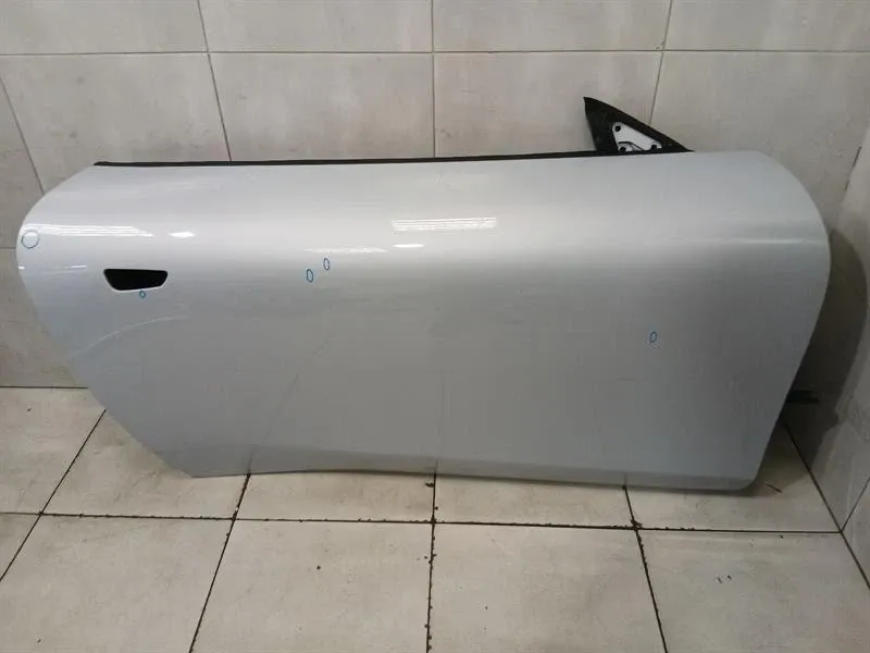 Ferrari Roma F169 right front door 985921173 Spider door front right