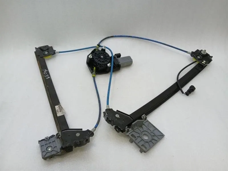 Maserati Granturismo M145 Right Door Winder 069912100 Right Window Regulator