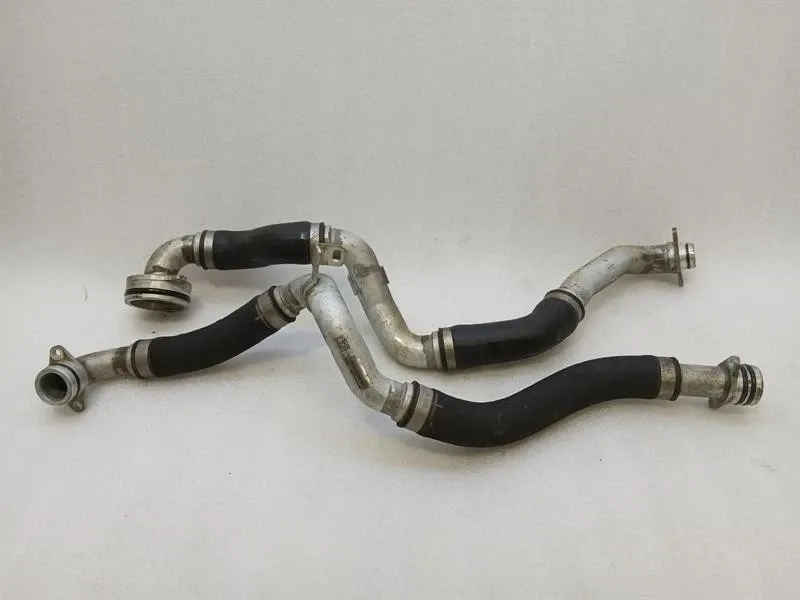 Mercedes GT R190 Roadster Oil Feed Pipe Set A1781800000 Hose Oil Line