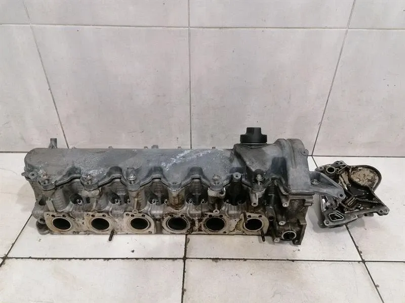 MAYBACH 57 W240 CYLINDER HEAD A2750101701 RIGHT CYLINDER HEAD