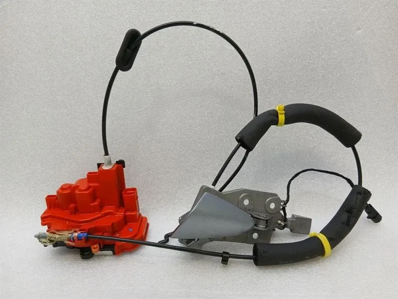 Ferrari FF F151 door lock 83987500 LHD LEFT door lock 80821800