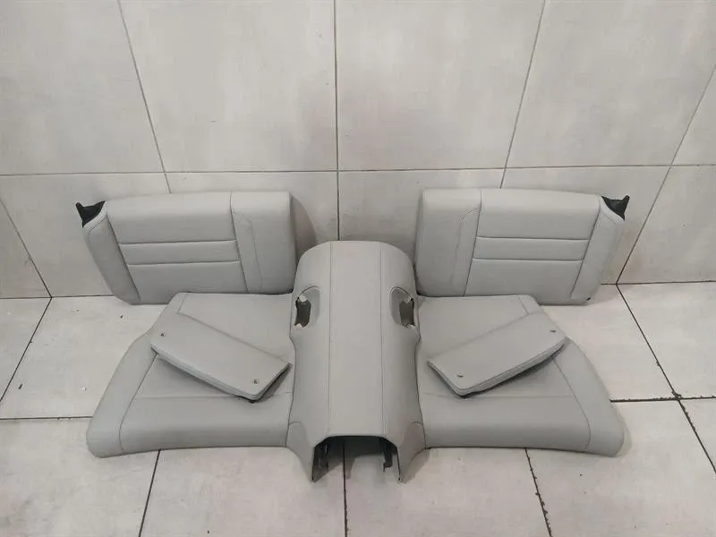 Porsche 911 992 GT3 seats coupe rear seats seats interior rear chalk