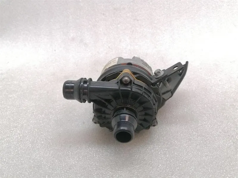 Mercedes EQC400 EQC N293 additional cooling pump A0005003800 coolant pump