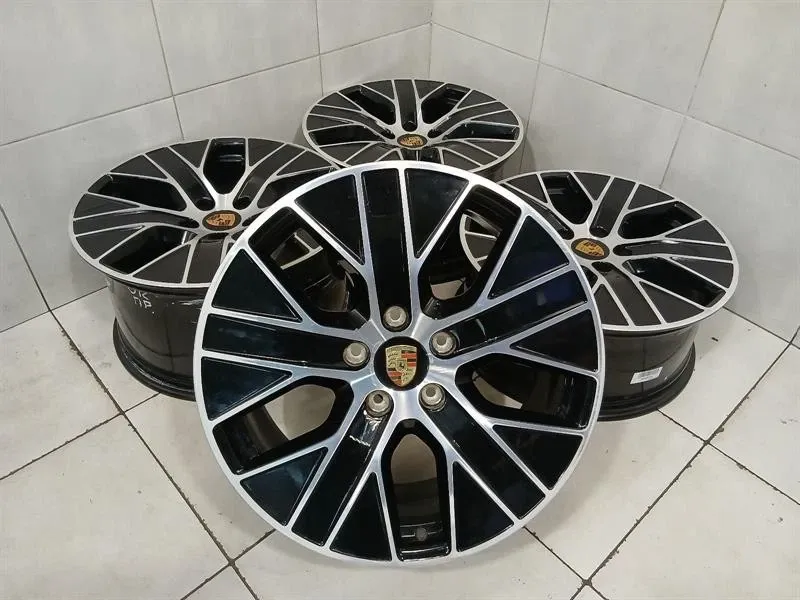 Porsche Taycan 9J Alloy Wheel Set 9J1601025CR TURBO AERO Rims Set