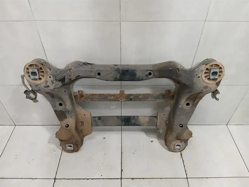 Bentley Continental GT W12 Speed Beam Subframe Front 3W0399313C Front Axle Carrier