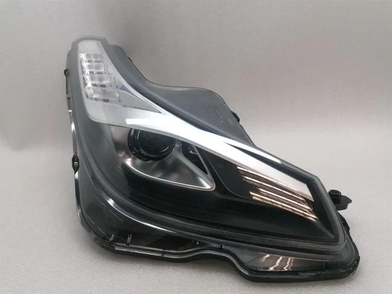 Ferrari GTC4 Lusso AFS Right Headlight 317216 Bi-Xenon AFS Headlight Right
