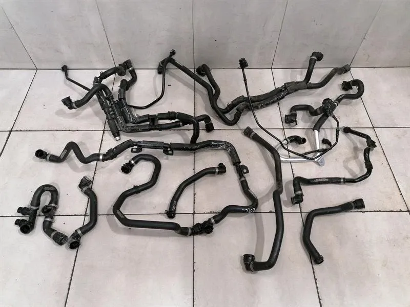Mercedes EQC400 EQC N293 Cooling Pipe A2935010400 Cooling Water Hose Pipe