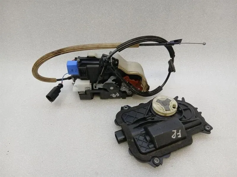 Bentley Continental Flying Spur Door Lock FR 3D0837059B Front Right Door Lock