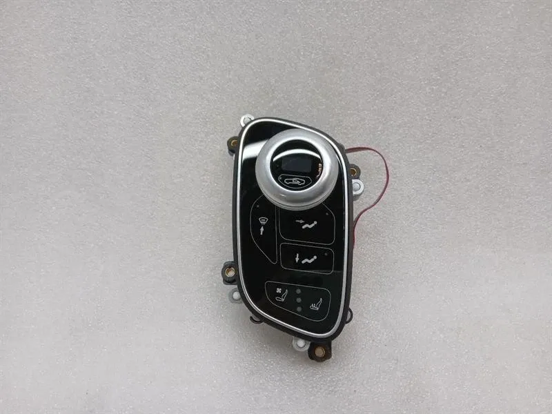 Aston Martin Vanquish AM310 Left Climate Control Switch CD3318C613AD Switch