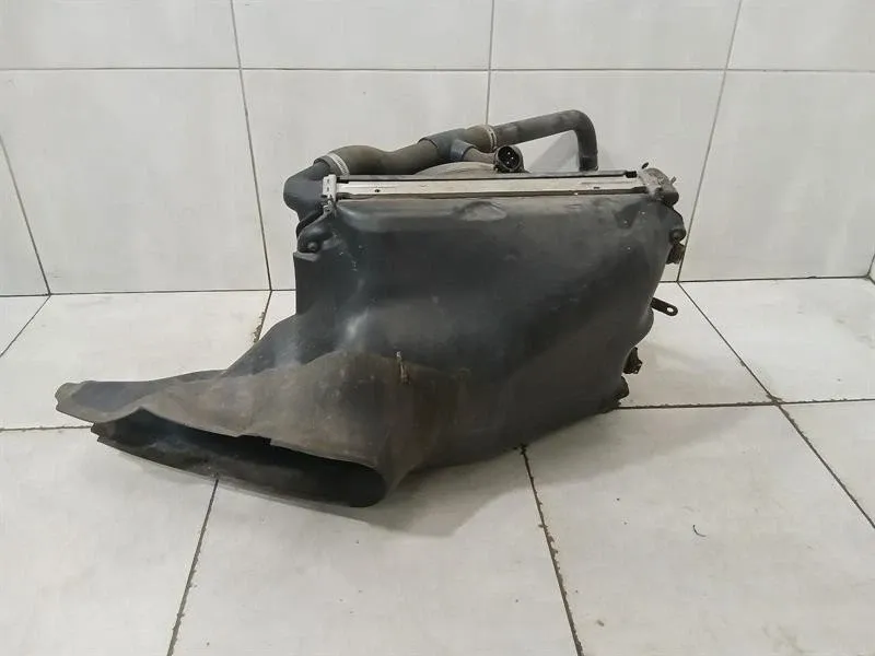 Porsche 911 996 Right Radiator Pack 99610613150 Radiator Pack RIGHT