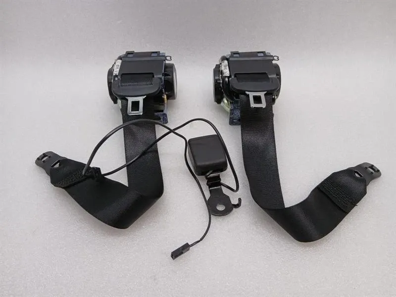 Porsche Panamera 976 G3 2024-2026 rear seat belt 976857805 BLK belt rear