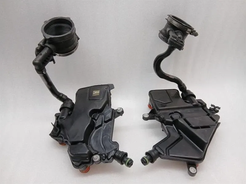 Mercedes C Class W205 Oil Separator Set A1760780600 Oil Separator A1760780500