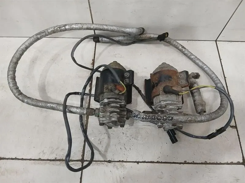 ASTON MARTIN VANQUISH 04-07 V12 Oil Pump 32-122742-AA TRANSMISSION Oil Pump GEARBOX