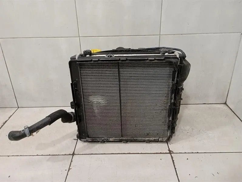 Porsche Boxster Spyder 718 Left Radiator 9P1121249D FAULTY Radiator Package LEFT