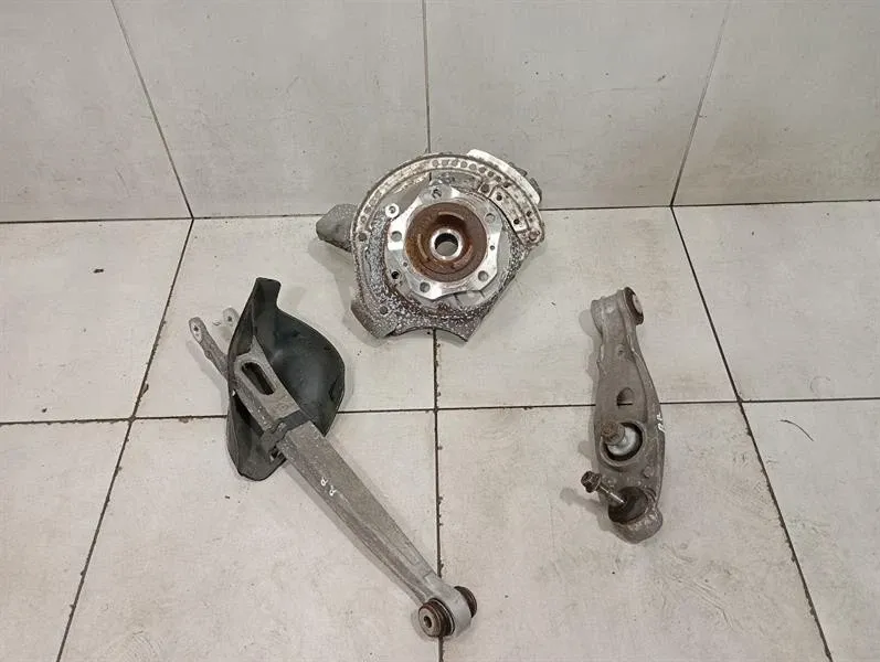 Porsche Boxster 718 Right Rear Hub 982505436A Wheel Bearing Housing Rear Right