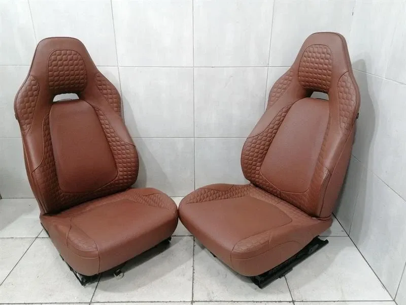 Aston Martin Vanquish AM310 seats front seats cooled heated brown leather