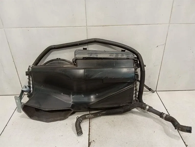 Porsche Cayman 718 Engine Bay Radiator Left 982121254A Water Cooler Radiator