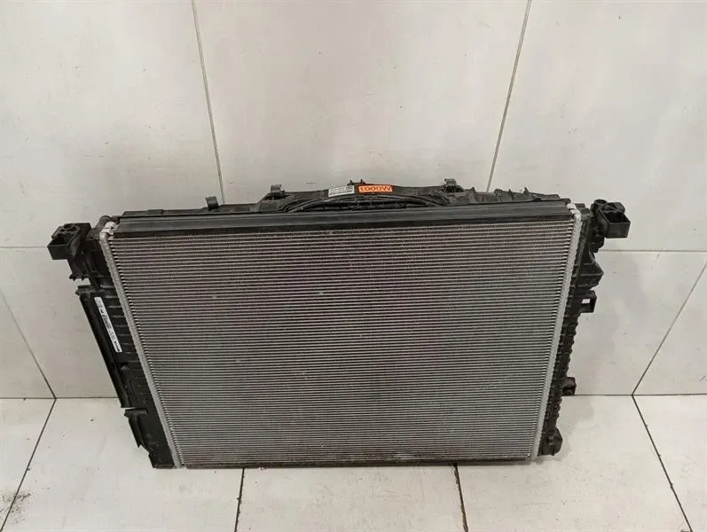 Mercedes E63 AMG W213 Radiator Pack A0995000501 Radiator Pack FAULTY