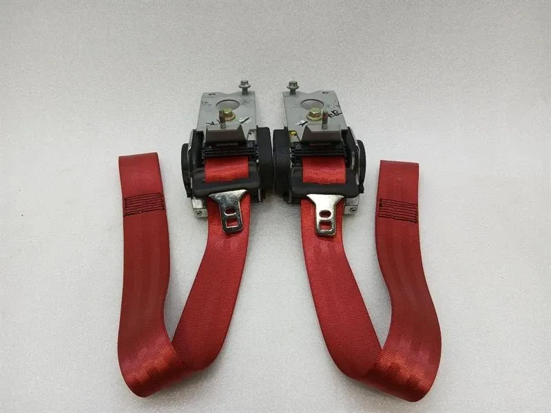 ASTON MARTIN VANQUISH S 04-07 V12 FRONT RED SEATBELT SET 1R12-743254-AA SET