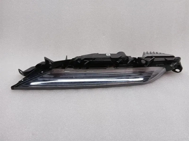 Porsche Macan 95B DRL daytime running light 95B953041B left daytime running light