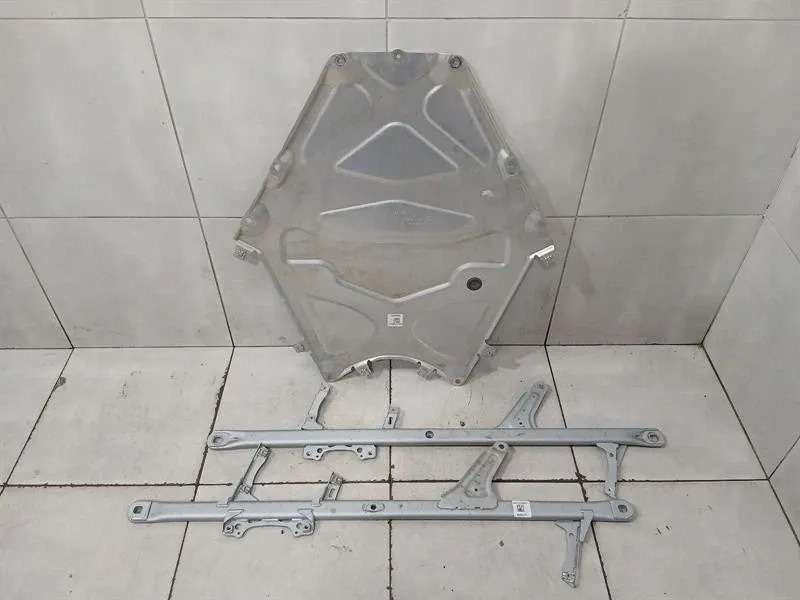 Porsche 911 992 holder bracket 992505525B holder carrier undertray