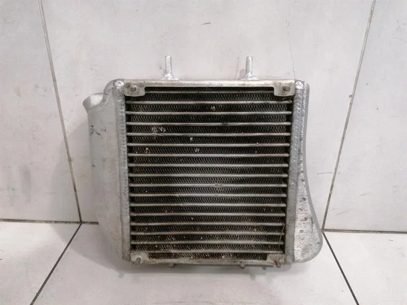 Mercedes C W204 Oil Cooler (In Wheel Arch Right) A2095000600 Oil Cooler