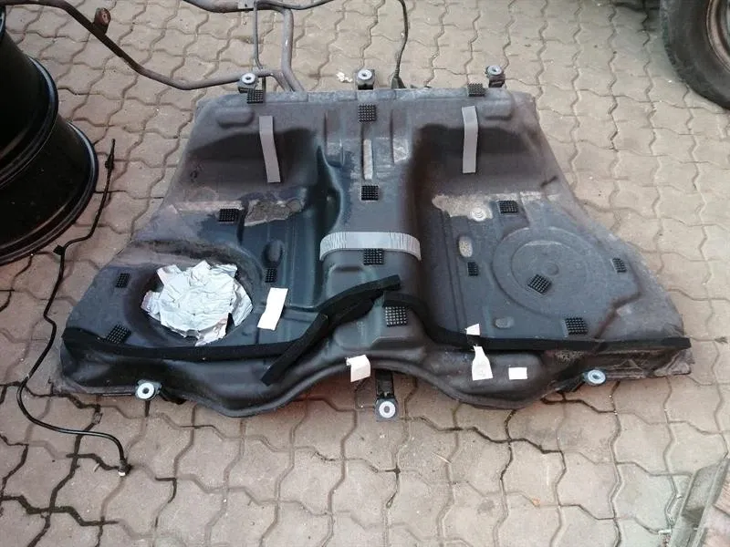 Mercedes CL W217 Fuel Tank A2174702501 Fuel Tank