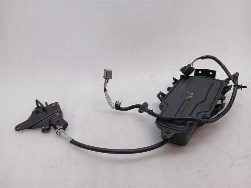 ASTON MARTIN VANQUISH AM310 4G43-37-10477 MOTOR ASSY, TONNEAU LATCH