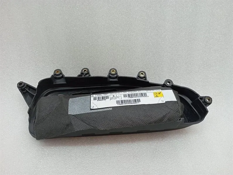 Mercedes C W205 Safety Module AMG Performance Seat RIGHT A1768601402 Module