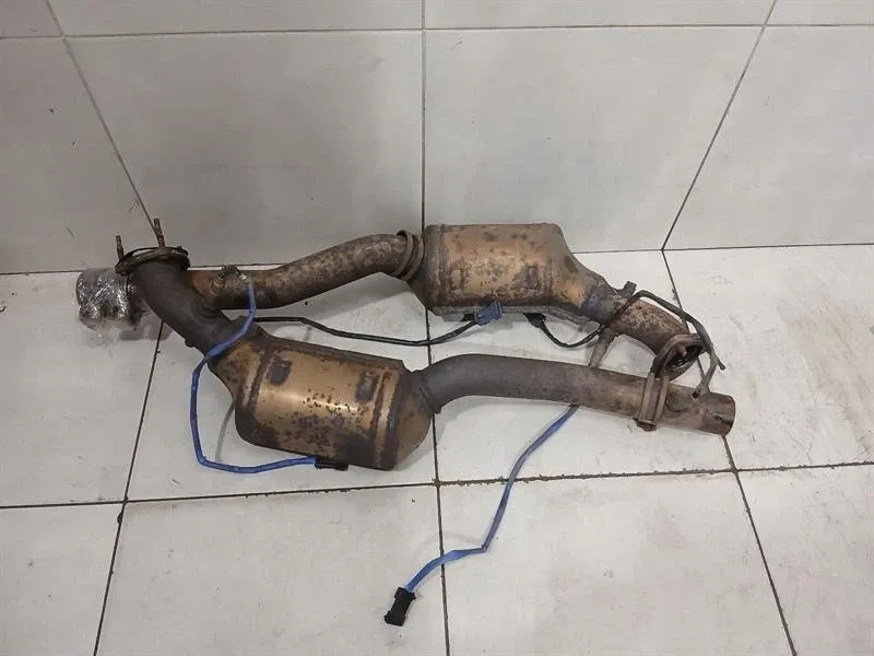 Porsche 911 996 Set Kit Pair Catalytic Converter 99611302259 Catalytic Converter MK2