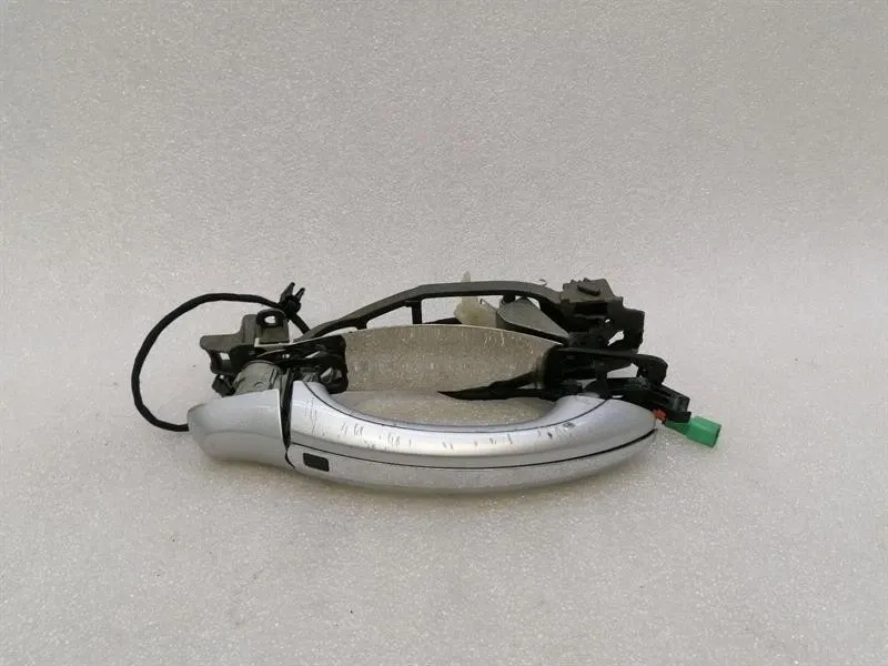 Bentley Continental GT W12 door handle front left 3W0837205 door handle defect