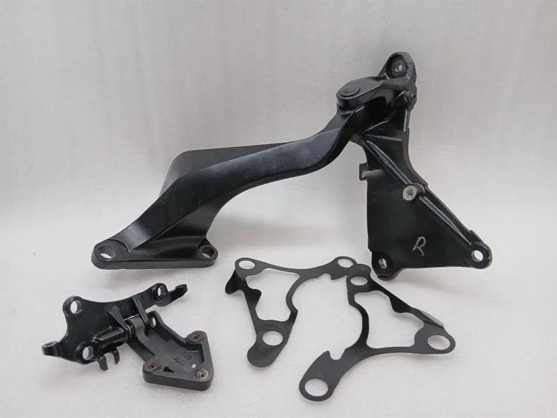 McLaren 720S Coupe Door Hinge RIGHT 14AB914CP Door Hinge Right