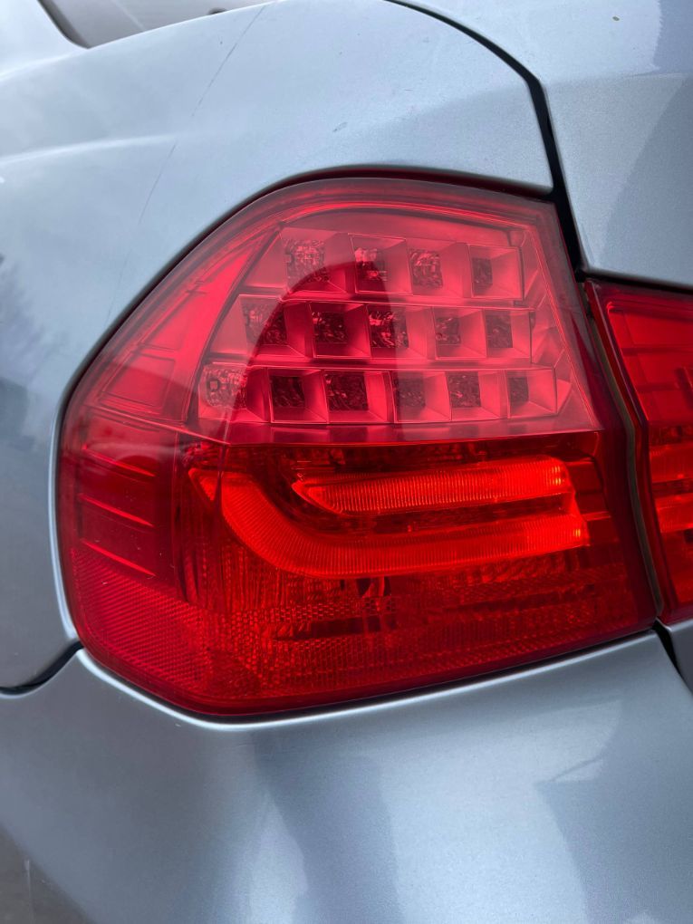 7289425 Tail light left BMW 3 (E90, E91, E92, E93) (2005-2011)