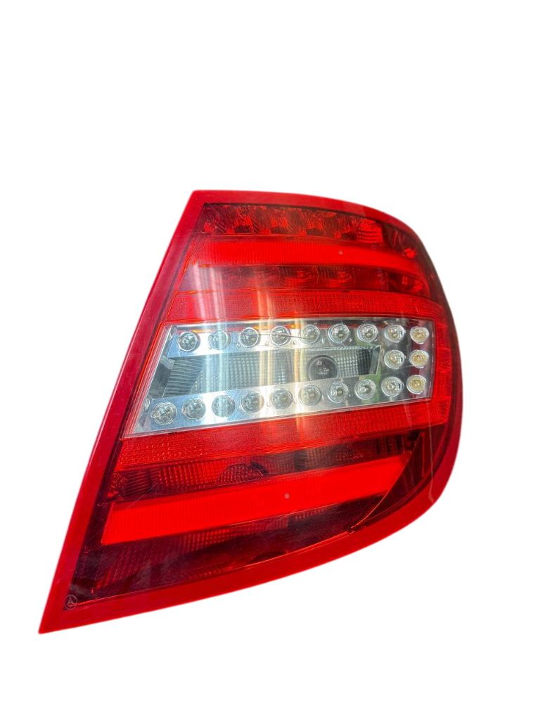 2048204764 Tail light, right MERCEDES-BENZ C-CLASS (W204) (2007-2013)