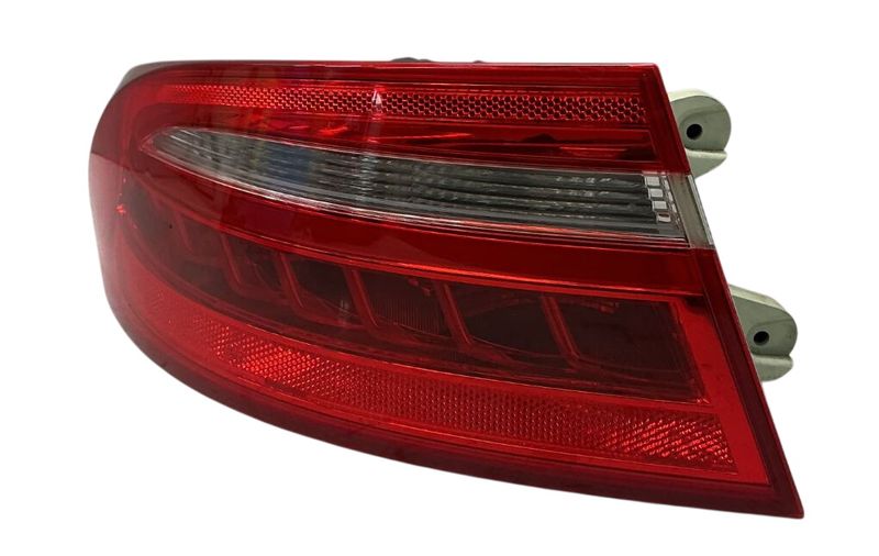 GX7313405AF Tail light left JAGUAR XE (X760) (2015-2024)
