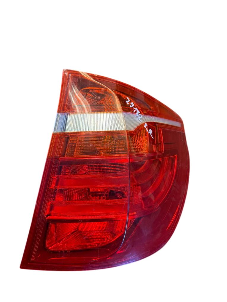7217312 63217217312 Tail light, right BMW X3 (F25) (2010-2017)