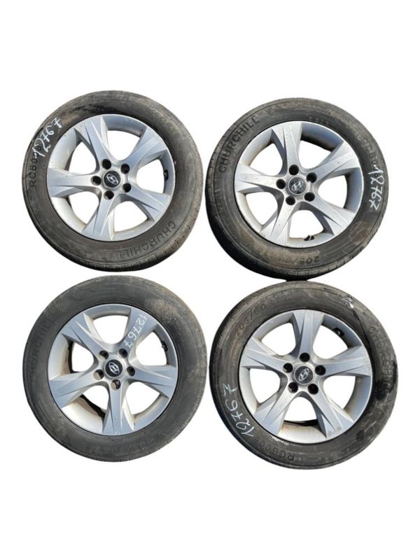 7JX16 ET40 D67.1 5/114.3 Rim set With Tyres 4 pcs HYUNDAI i40 (VF) (2011-2019)