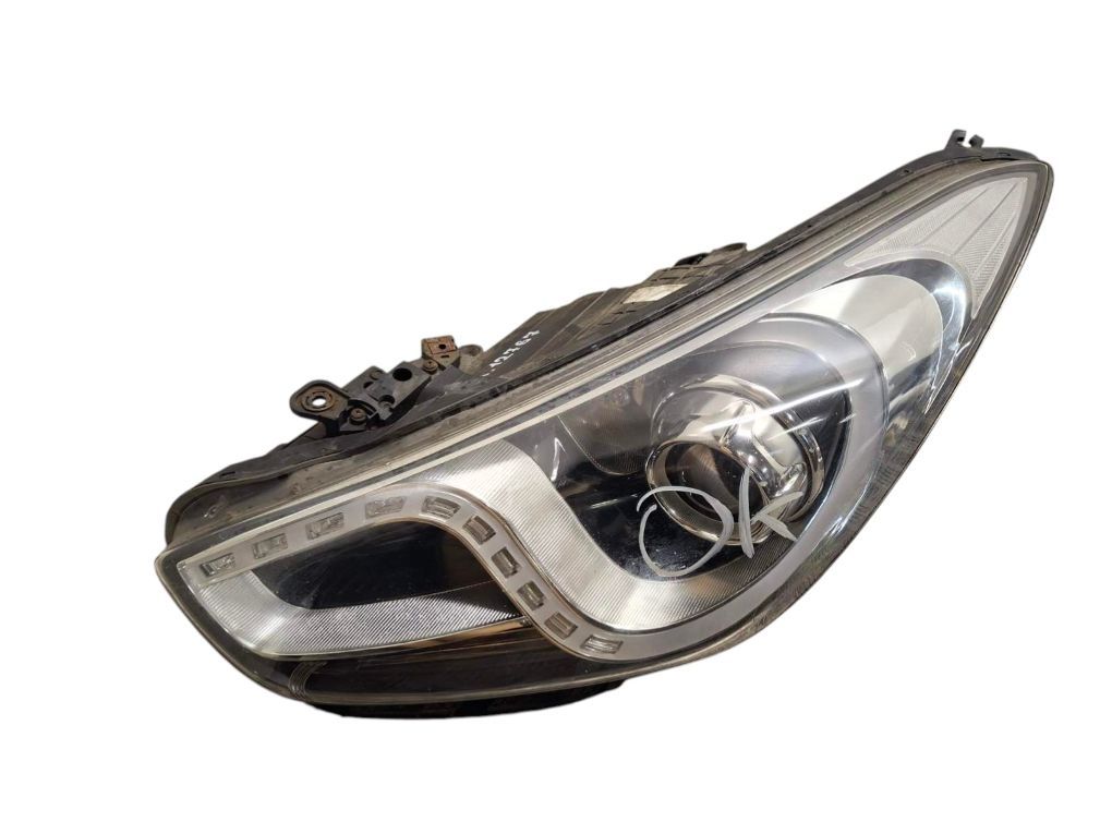 921013Z045 921013Z095 Headlight left HYUNDAI i40 (VF) (2011-2019)
