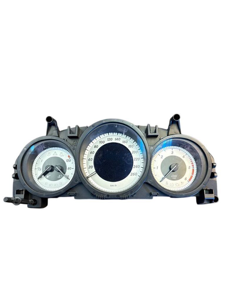 A2049004108 2049004108 Instrument Cluster MERCEDES-BENZ C-CLASS (W204) (2007-2013)