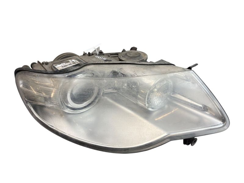 7L6941040C Headlight right VW TOUAREG I (7L) (2002-2010)