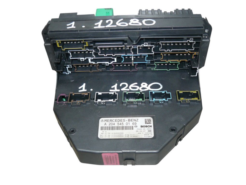 F005V00834 Fuse box MERCEDES-BENZ C-CLASS (W204) (2007-2013)
