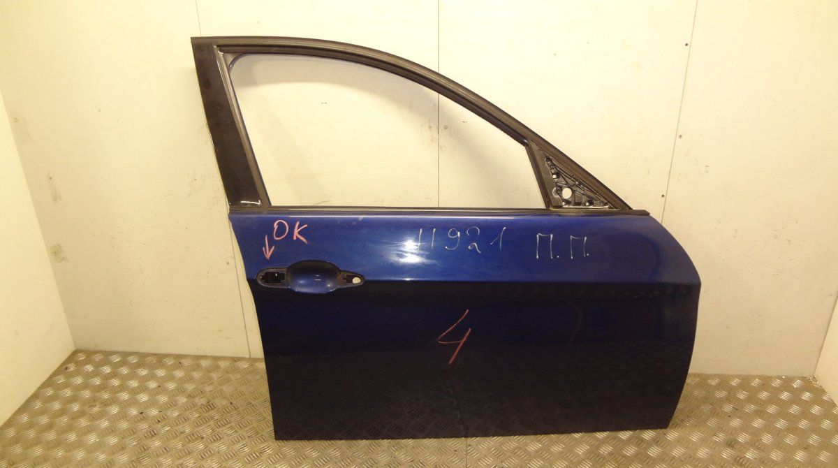 5A2A386 7203644 Door Front Right BMW 3 (E90, E91, E92, E93) (2005-2011)