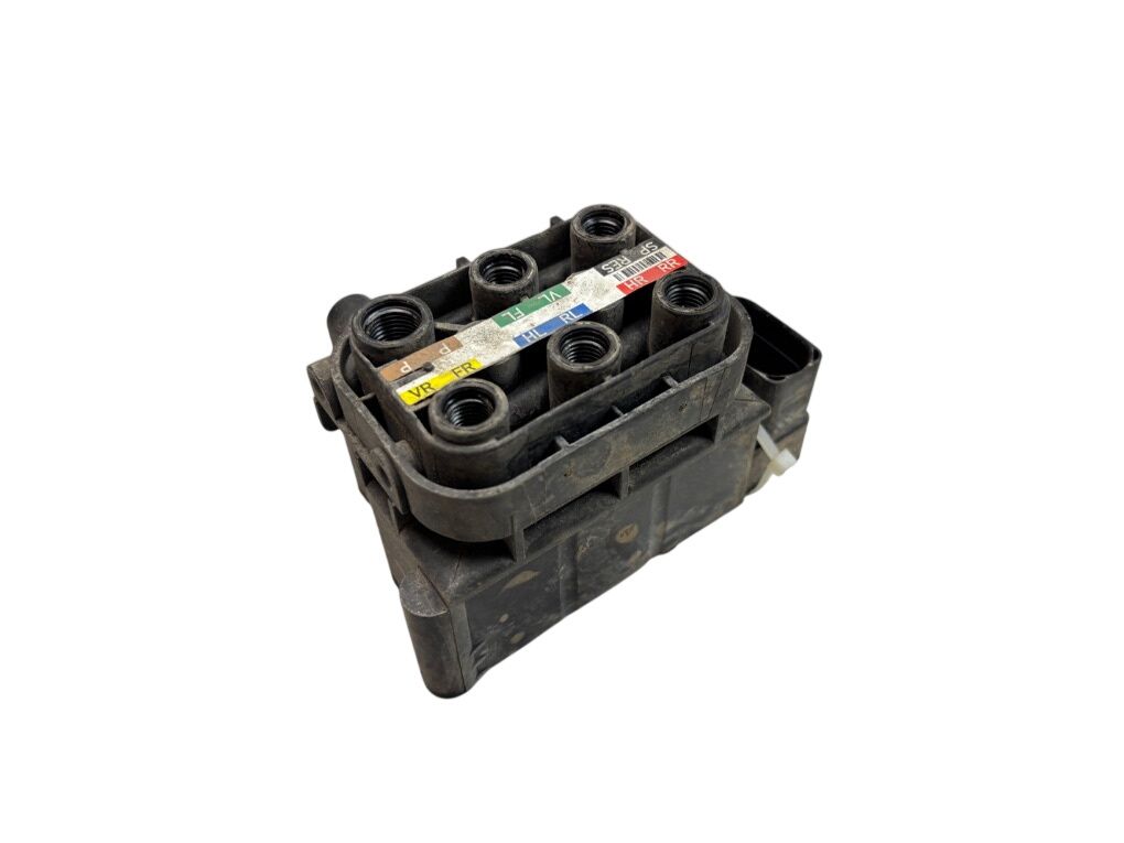 A2123200358 Air suspension valve block MERCEDES-BENZ GLS (X166) (2015-2019)