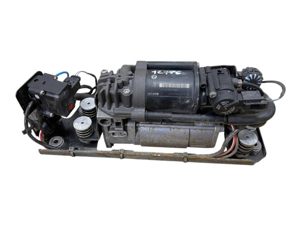 6794465 6875176 6784137 6789165 6789450 6864215 Air Suspension Compressor BMW 5 (F10, F11) (2010-2017)