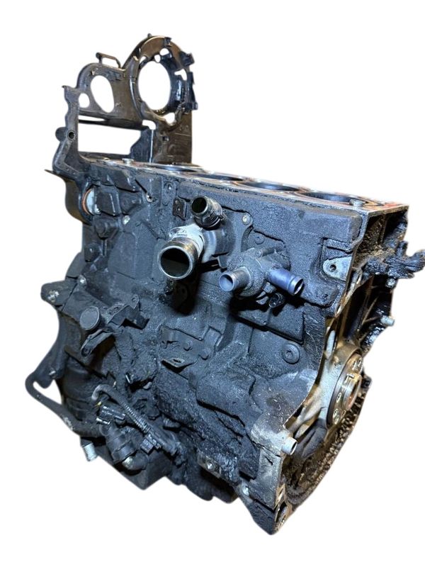 6906513 D4204T5 36013617 31401887 Engine Cylinder Block VOLVO V70 III (BW) (2007-2016)