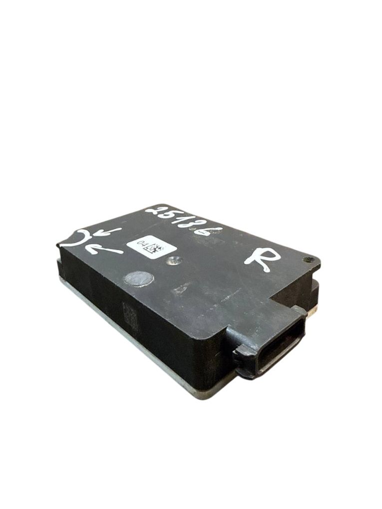 A0009050210 A0009024604 A0065428118 BLIND SPOT radar  sensor MERCEDES-BENZ C-CLASS (W204) (2007-2013)